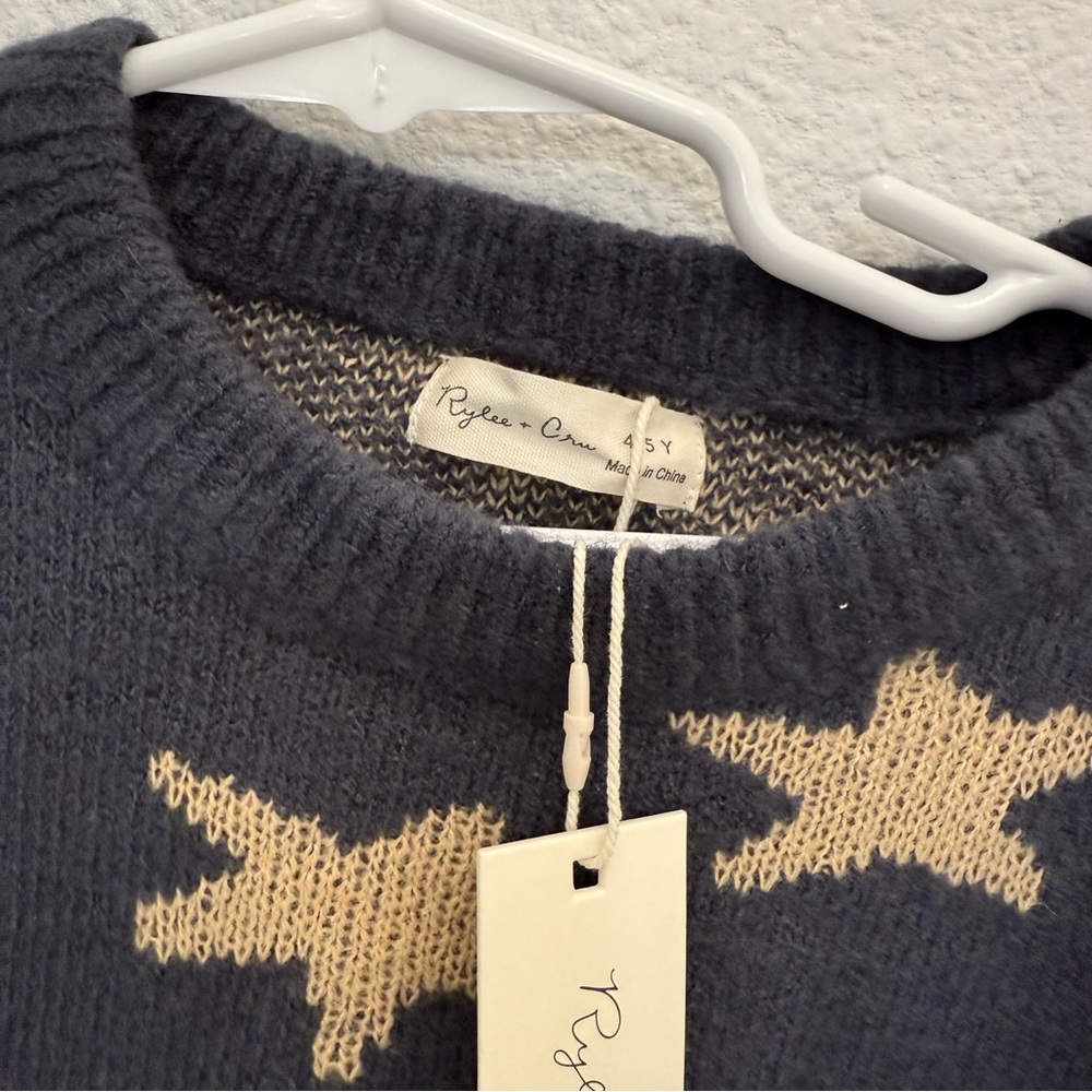 NWT Rylee + Cru Stars Sweater - Picture 2 of 3